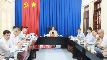 Chủ tịch UBND tỉnh Trần Tuệ Hiền đối thoại với công dân